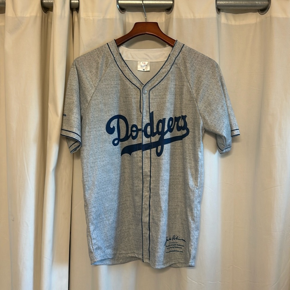 Men’s Jackie Robinson dodgers jersey